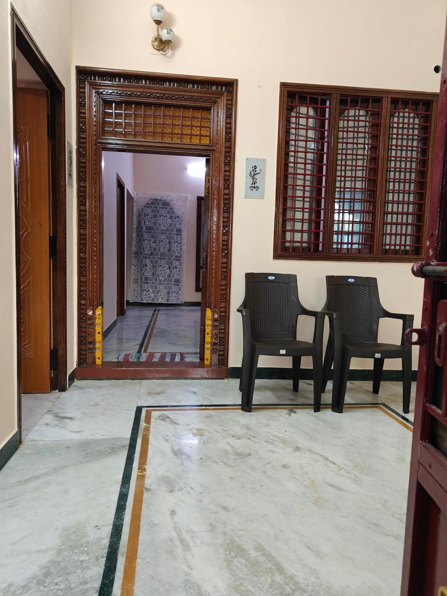 Guru Krupa Home Stay Tiruvannāmalai 外观 照片