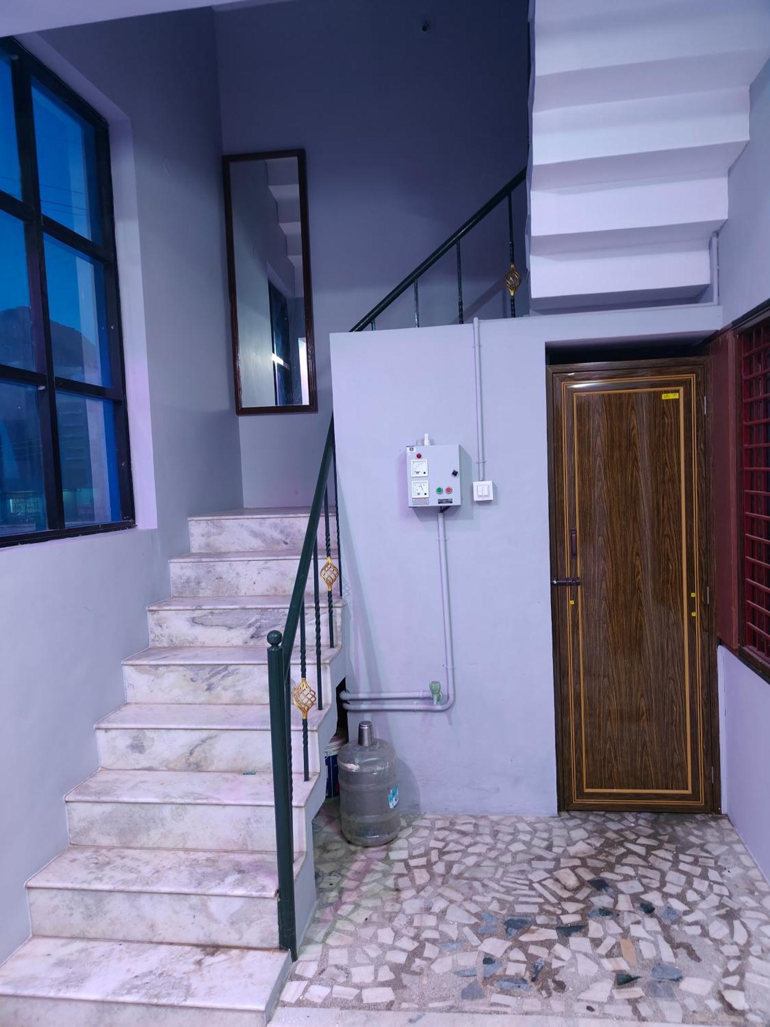 Guru Krupa Home Stay Tiruvannāmalai 外观 照片