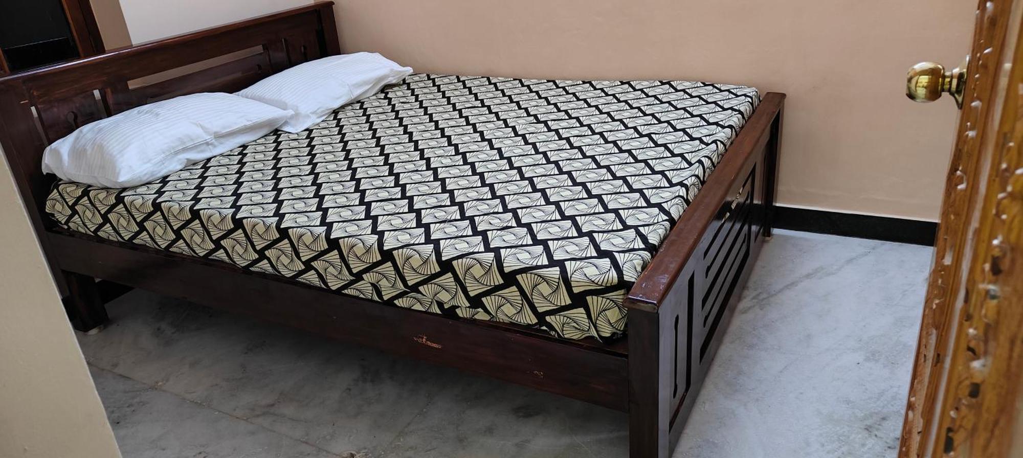 Guru Krupa Home Stay Tiruvannāmalai 外观 照片